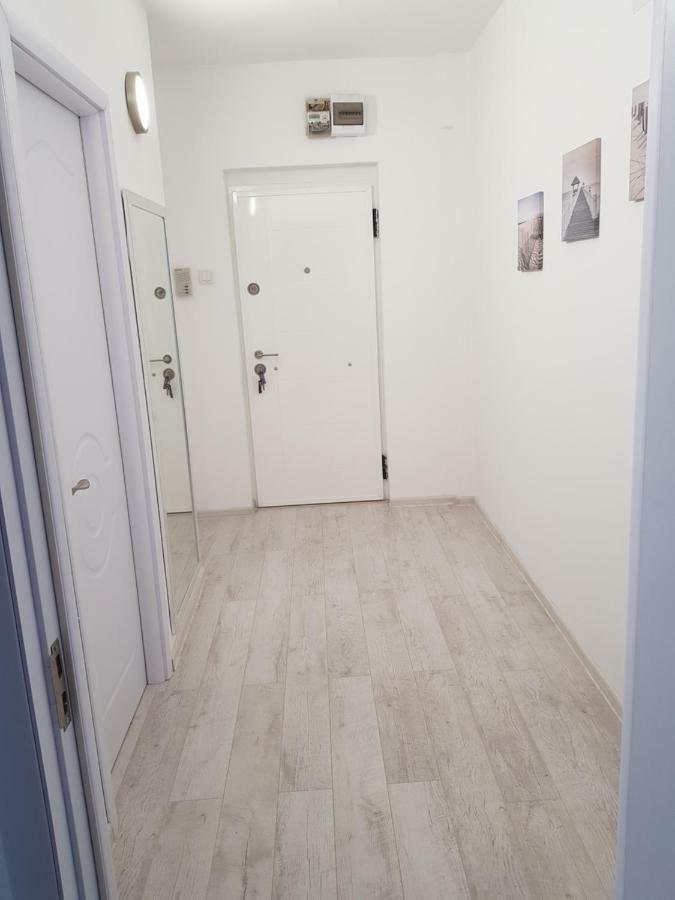 Apartament Flo Constanta Exterior photo